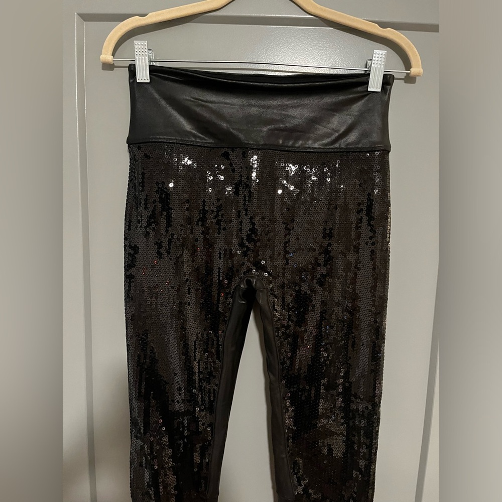 SPANX Black Sequin Leggings BRAND NEW - Size Medium